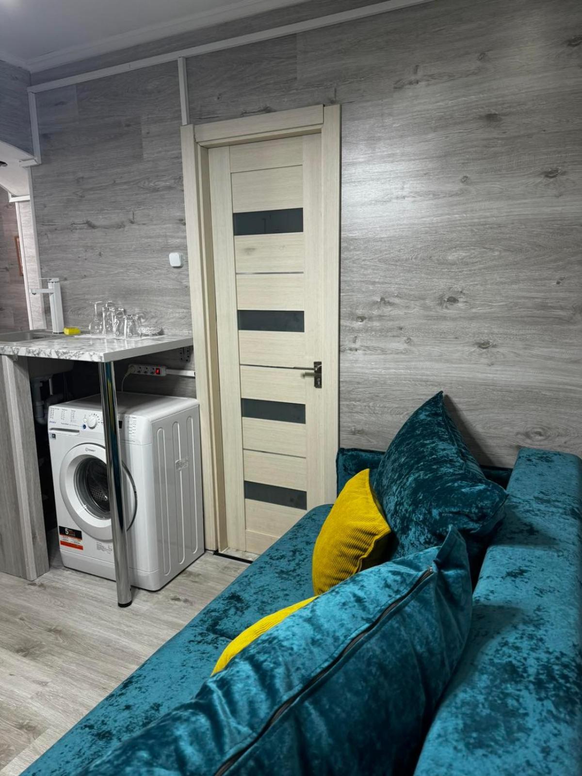 Cozy Good Apartment Кишинев Екстериор снимка